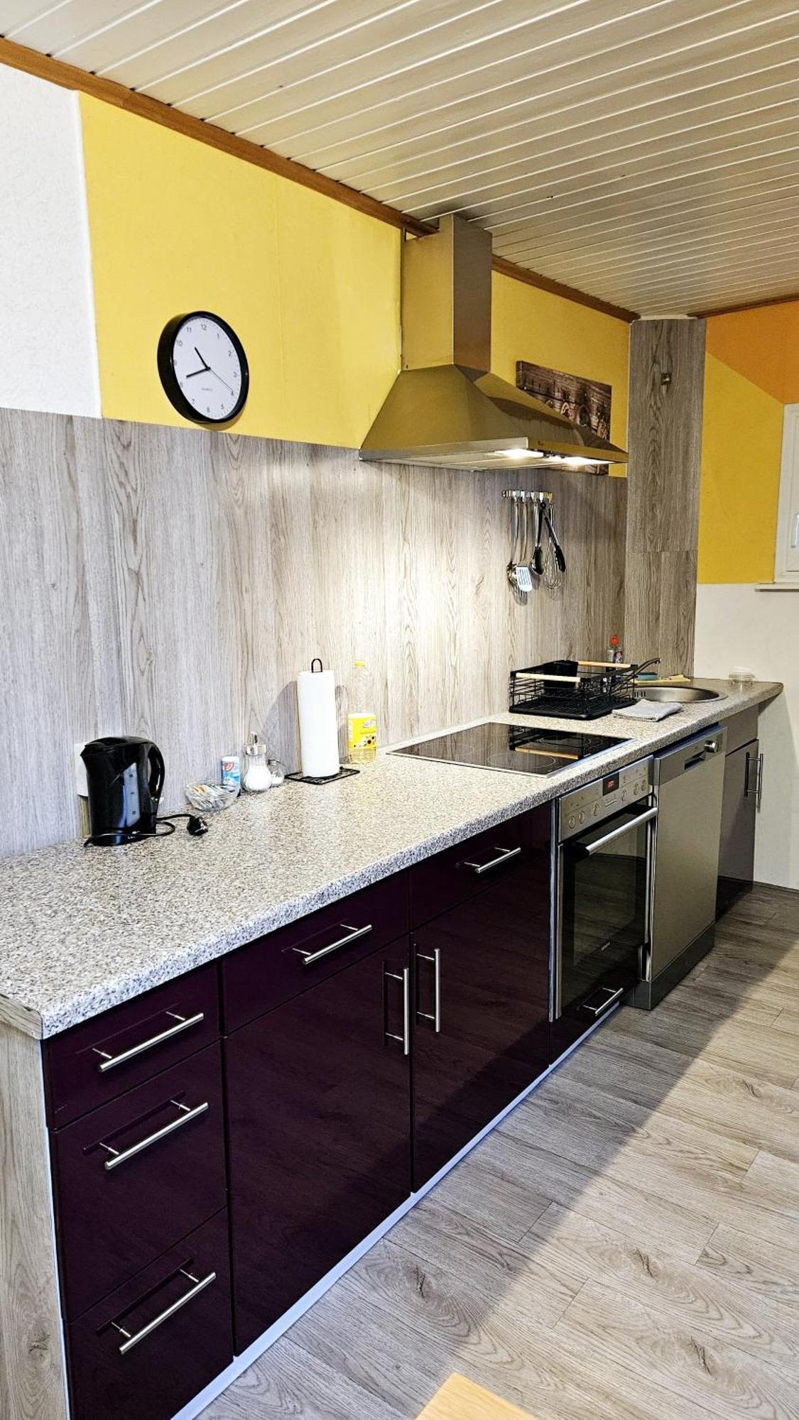 80Qm Monteuroase In Melsungen - Schwarzenberg Mwst Ausweisbar Appartement Buitenkant foto