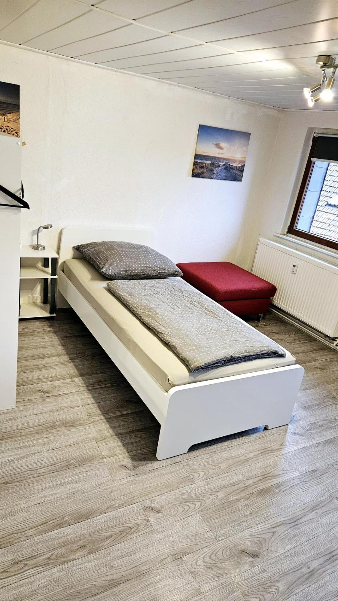 80Qm Monteuroase In Melsungen - Schwarzenberg Mwst Ausweisbar Appartement Buitenkant foto